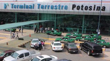 Terminal de autobuses en San Luis Potosí